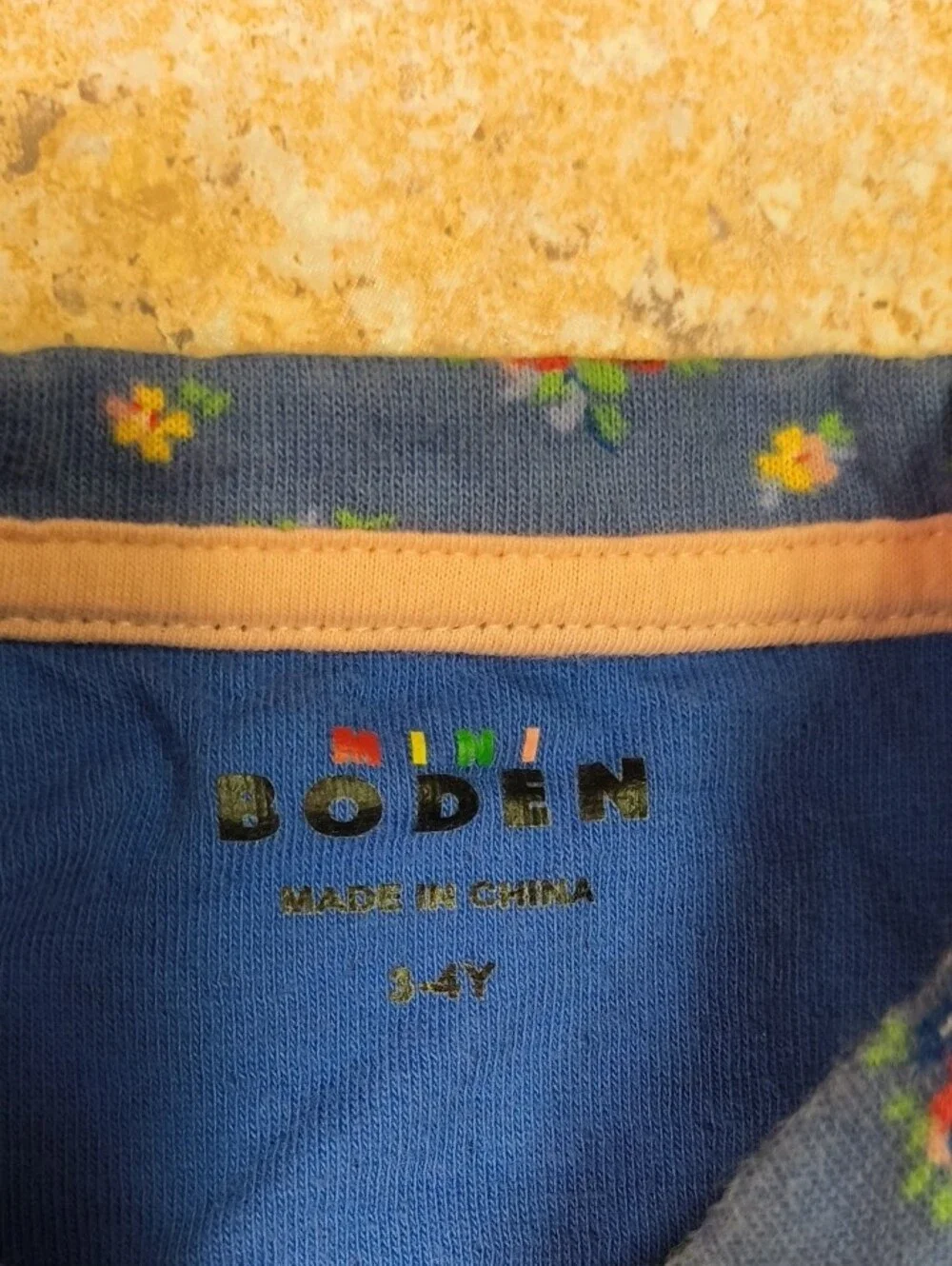 Mini Boden Blue Floral Ruffle Sweatshirt Sz 3-4 GUC.